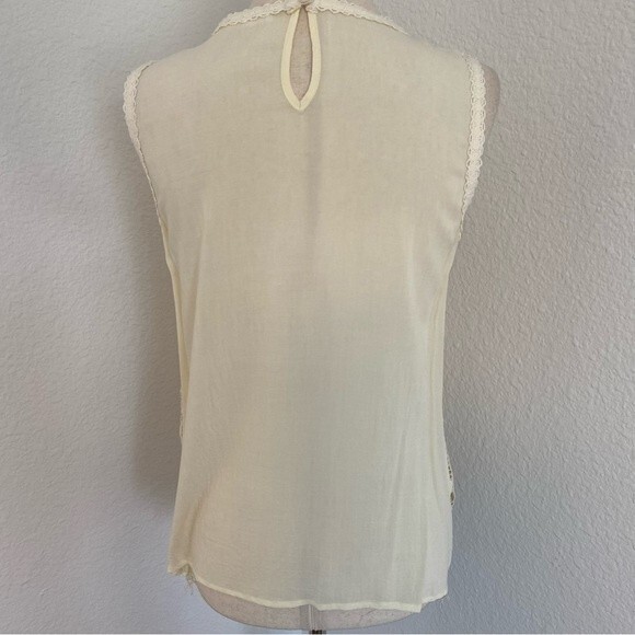 NWOT Blu Pepper Ivory Lace Crochet Floral Sleeveless Key Hole Cut Out Size M - Picture 7 of 12